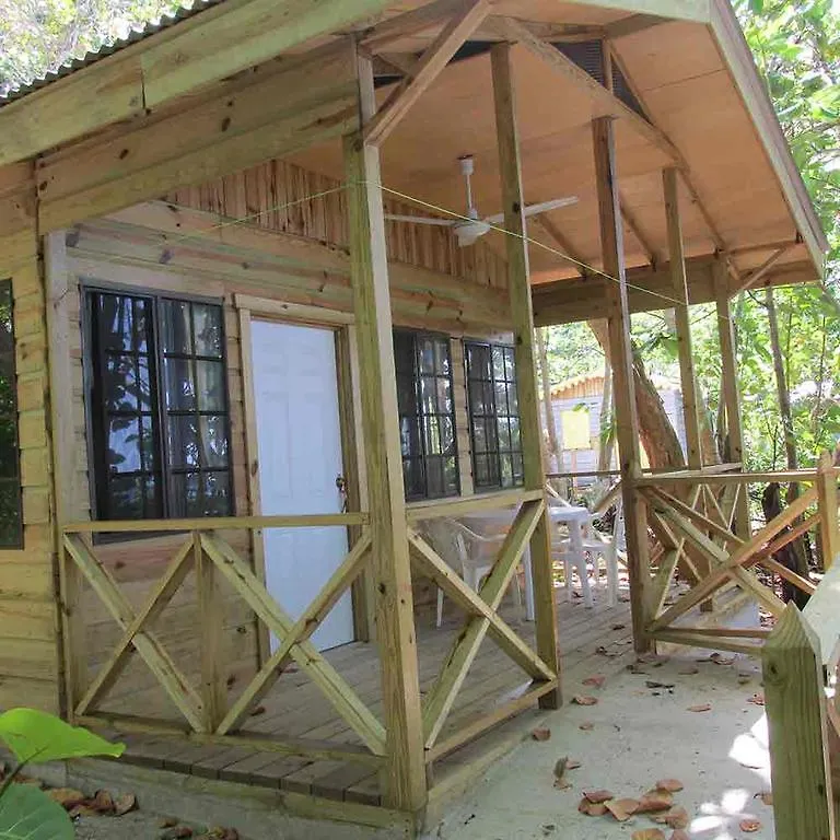 Semesterbostad Cottages On Half Moon Beach Green Island